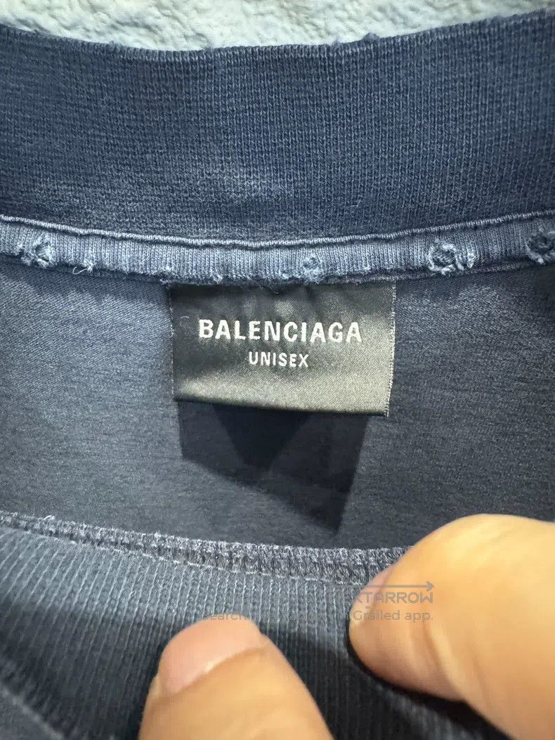 Balenciaga Balenciaga Round Neck Retro Effect Short Sleeve Raglan Sle Size US S / EU 44-46 / 1 - 4 Thumbnail