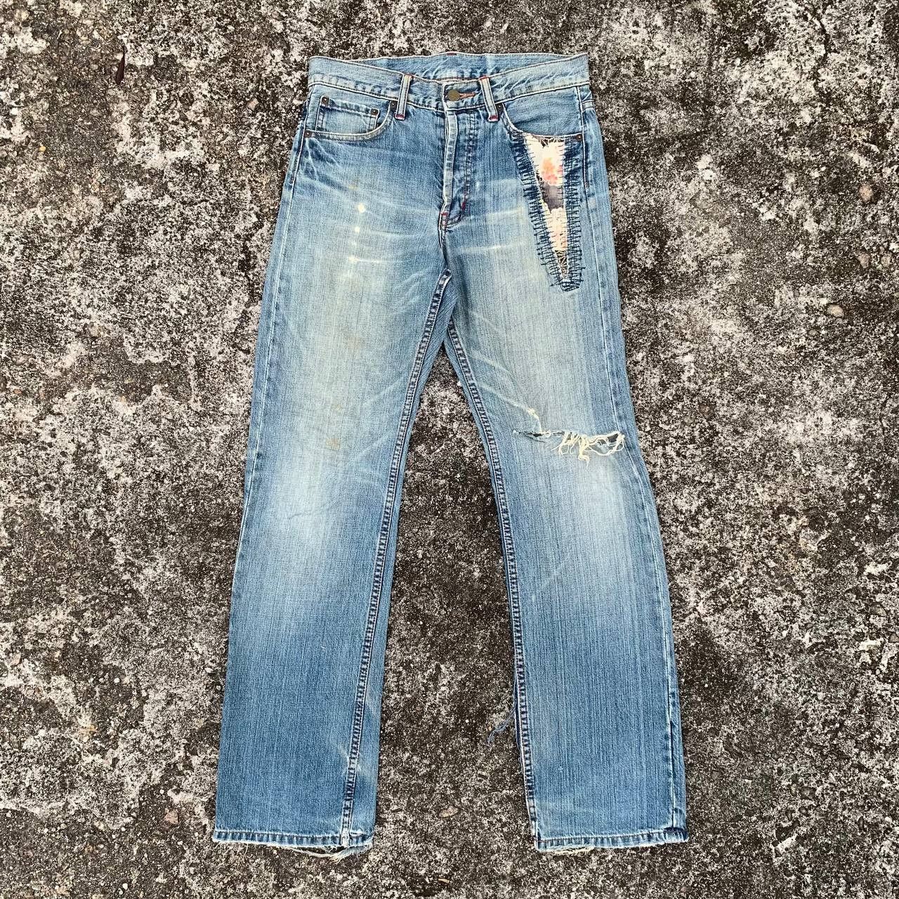 Takeo Kikuchi Takeo Kikuchi Jeans Light Blue Wash Denim Japanese Brand Size US 31 - 1 Thumbnail
