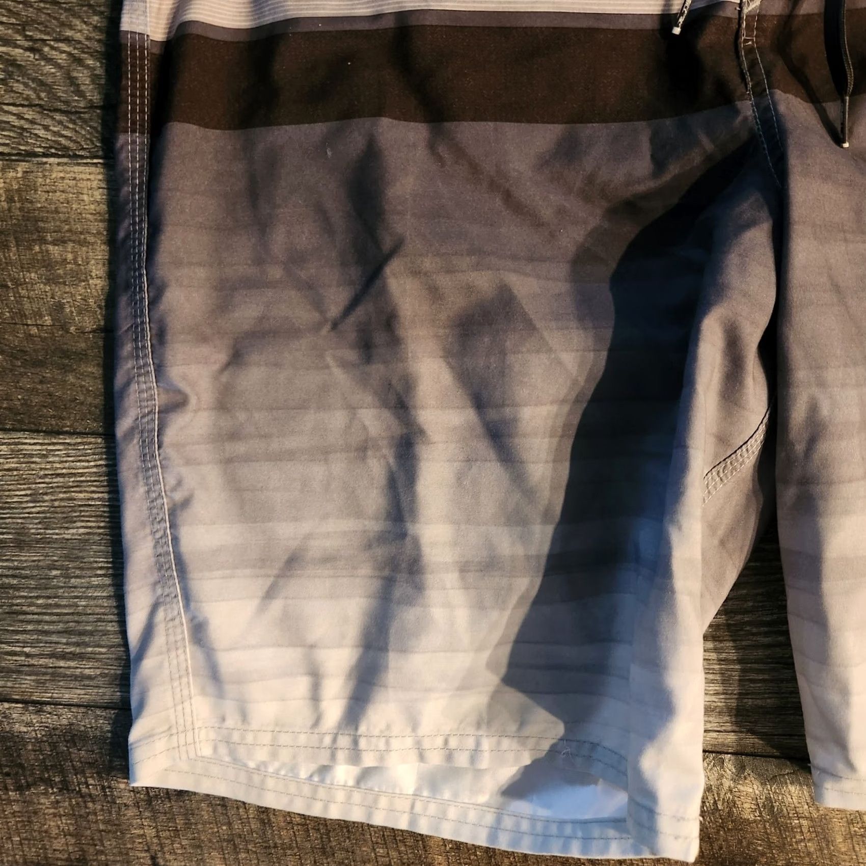 O'Neill O’NEILL Men’s Board Shorts 34 Swim Trunks Performance Gray Striped Fade Bottom Mens Beach Surfing Regular Size 34 Size US 34 / EU 50 - 4 Thumbnail