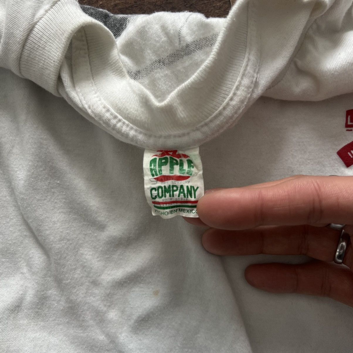 Levi's Vintage Clothing Vintage 1990s Made in Mexico Levi’s Bootleg Graphic Shirt Size US L / EU 52-54 / 3 - 6 Thumbnail