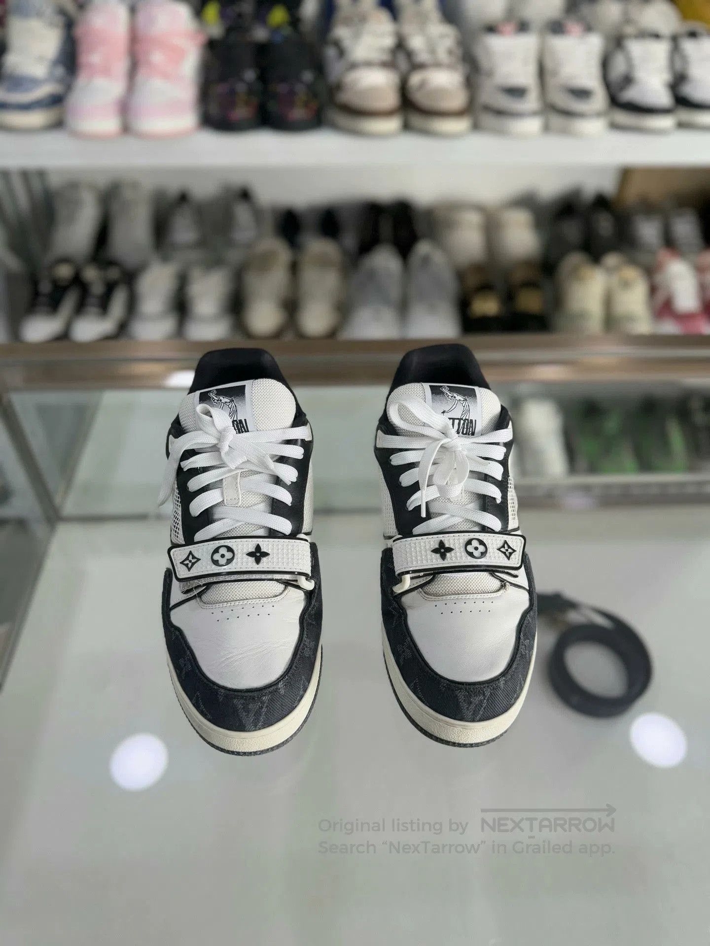 Louis Vuitton Louis Vuitton LV Trainer Black White Velcro. Size US 7.5 / EU 40-41 - 2 Thumbnail