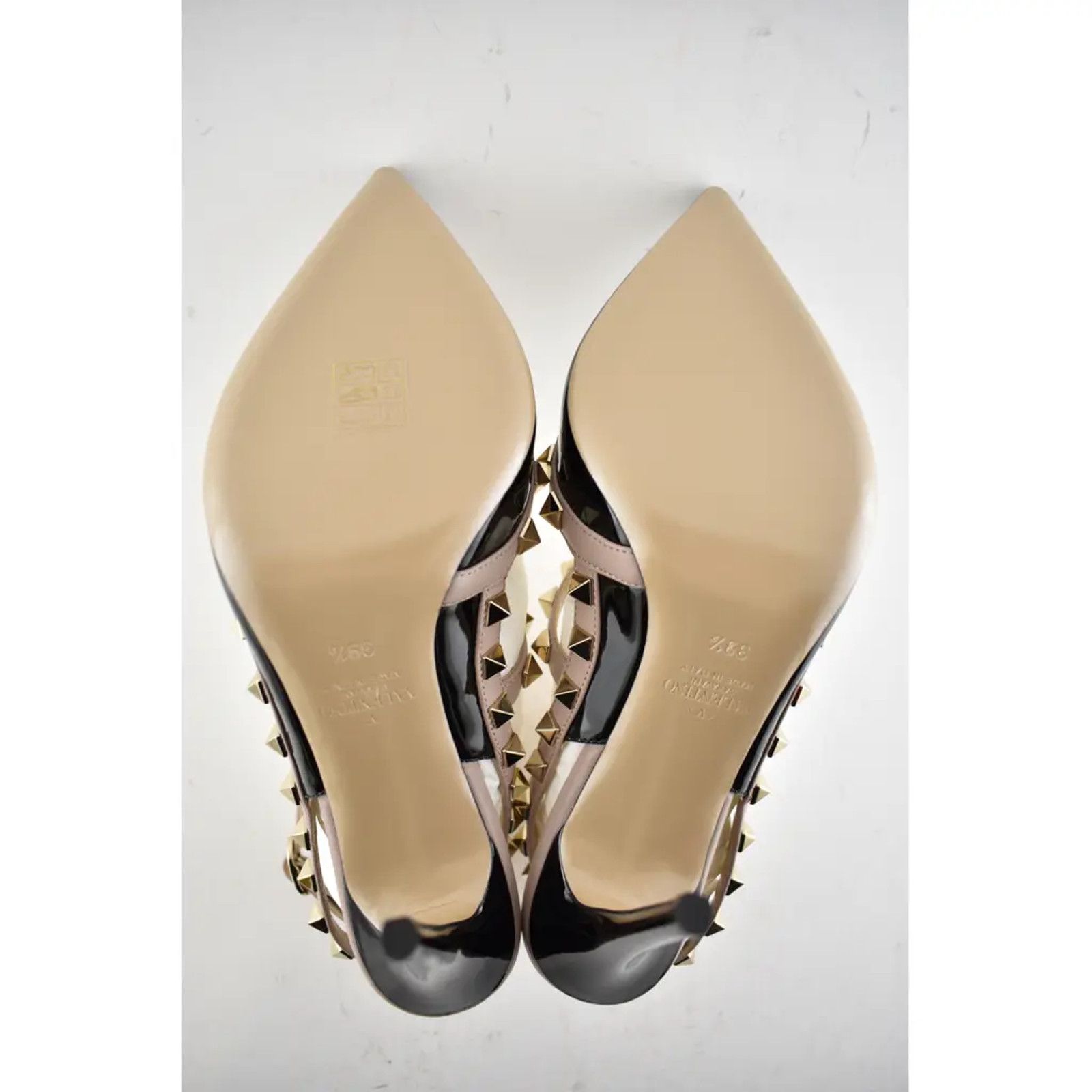 Valentino Rockstud Patent Poudre Ankle T Strap Classic Heel Pump 39.5 Size US 9.5 / IT 39.5 - 12 Thumbnail