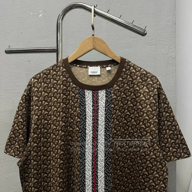 Burberry Burberry Brown Stripe Short Sleeve T. Size US M / EU 48-50 / 2 - 2 Thumbnail