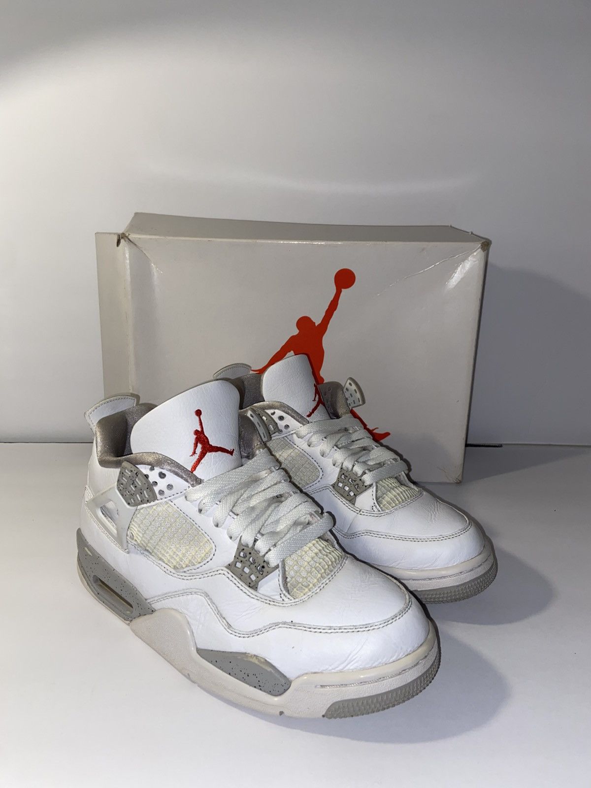 Jordan Brand Jordan 4 Retro White Oreo (2021) US Men's 8 Used Size US 8 / EU 41 - 1 Thumbnail