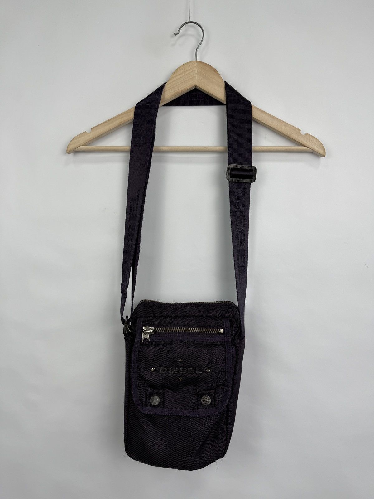 Diesel 🇺🇸 Vintage Y2K Diesel Archive Purple Bag Rare Retro Hype Size ONE SIZE - 2 Thumbnail