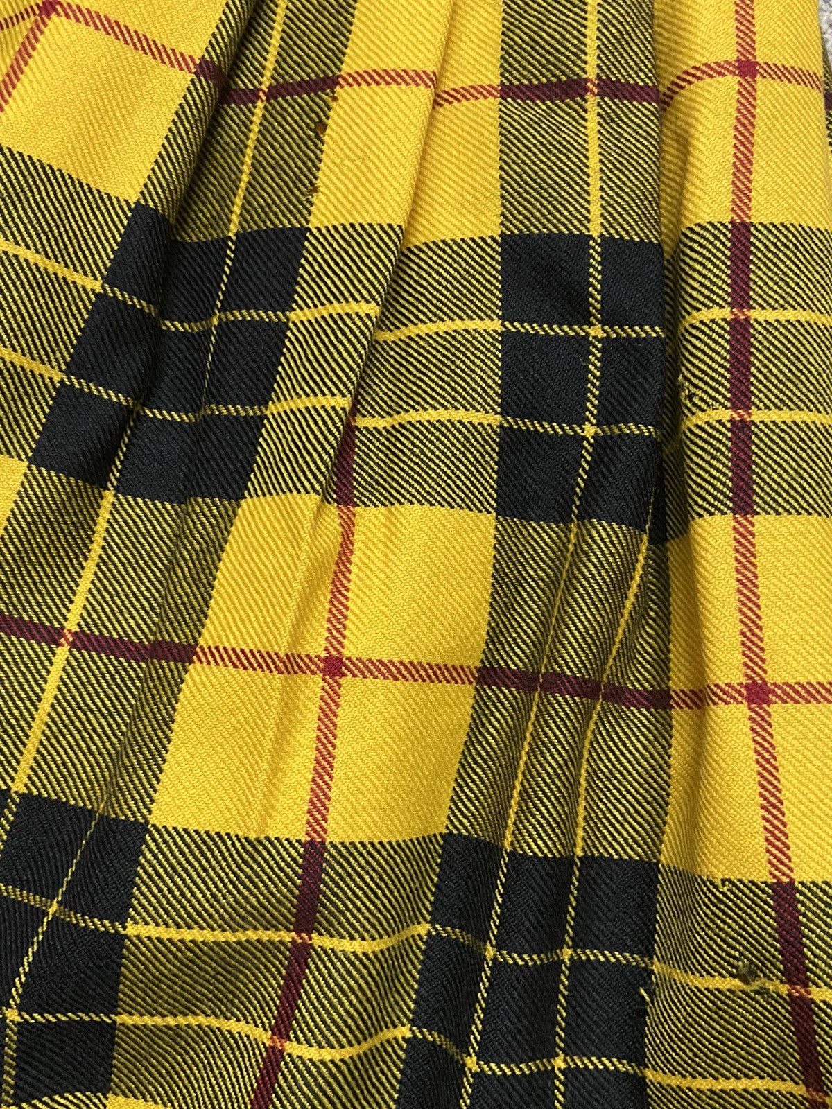 Designer × Gucci Gucci Embroidered Tartan Wool Wrapped Skirt Runway Size 26" / US 2 / IT 38 - 7 Thumbnail