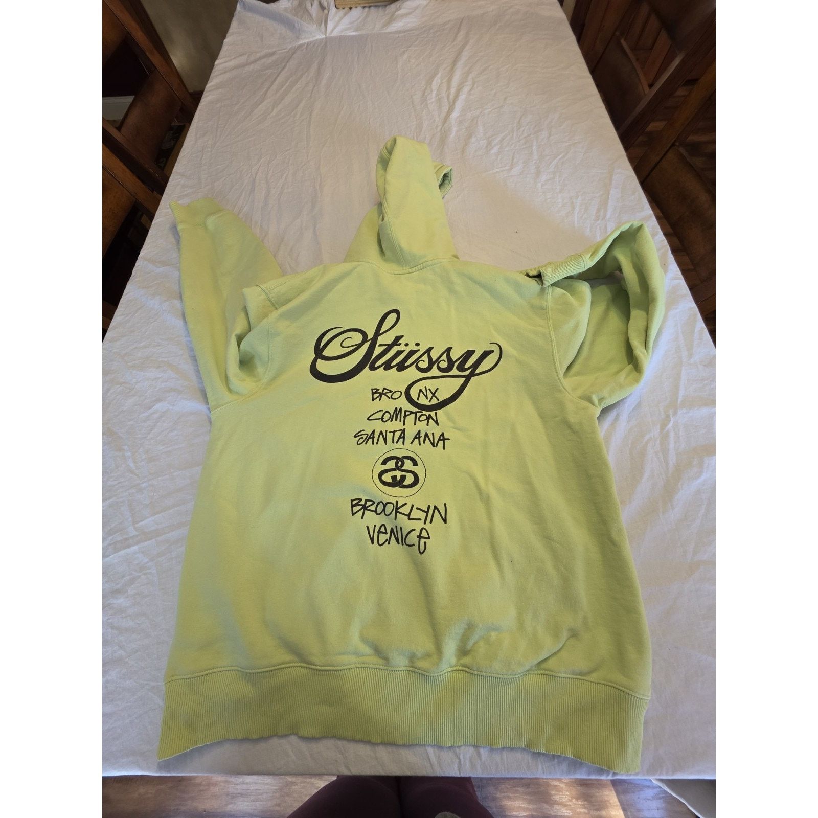 Stussy Stussy World Tour Logo Men's Size Xl Green Hoodie Sweatshirt Size US XL / EU 56 / 4 - 1 Thumbnail