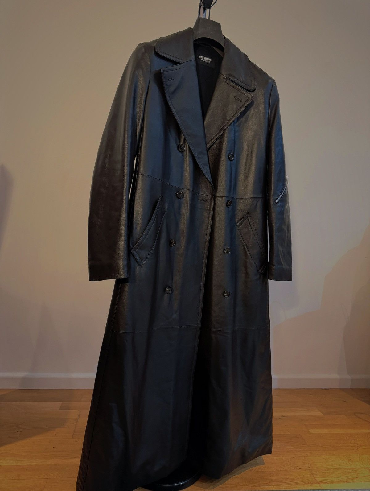 Raf Simons RAF Simons Fall2020 Runway Long leather trench coat Size US S / EU 44-46 / 1 - 4 Thumbnail