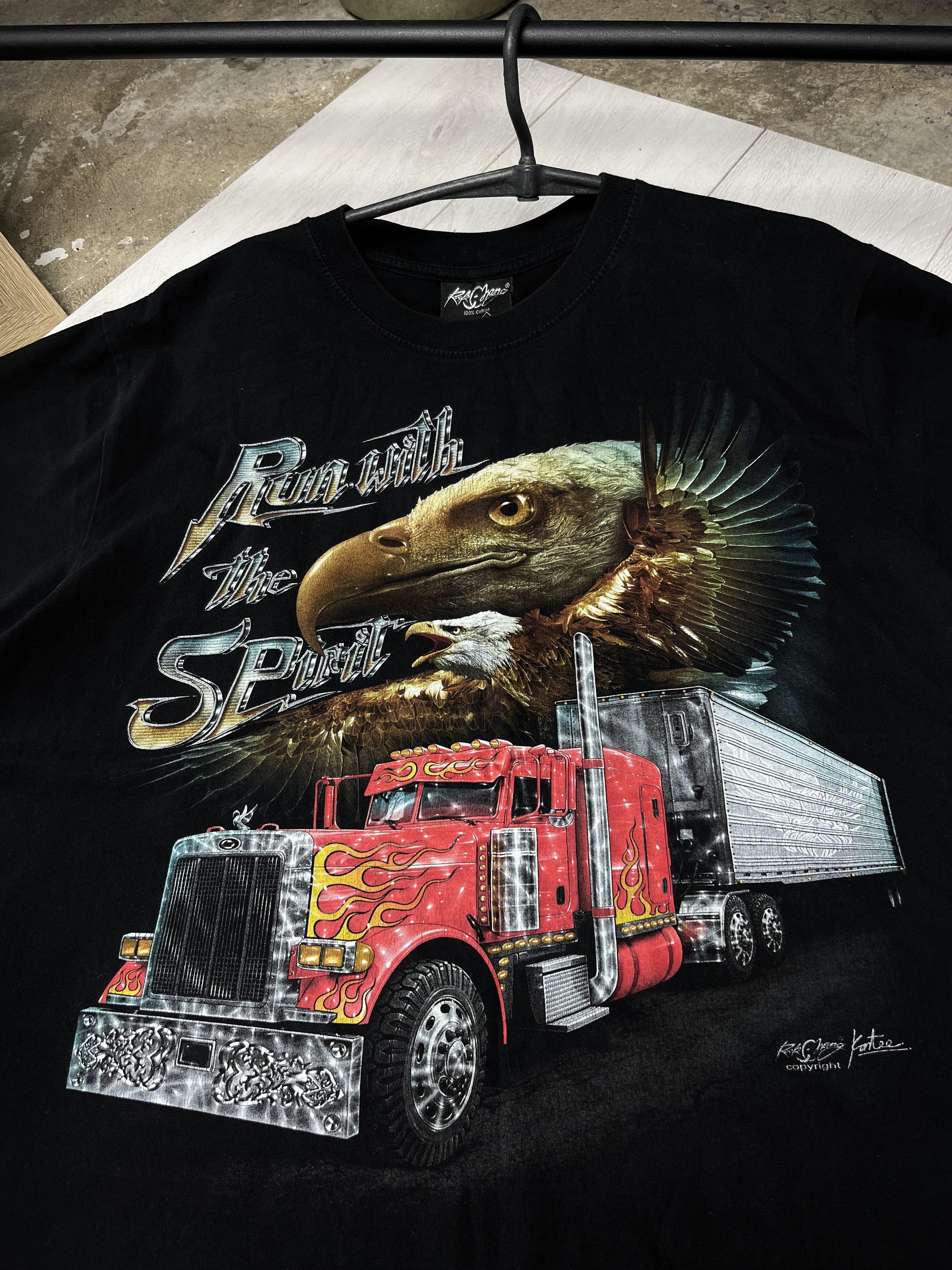 Vintage 2000s FLAME TRUCK & FREE EAGLE "RUN WITH THE SPIRIT" TEE 943 Size US L / EU 52-54 / 3 - 4 Thumbnail