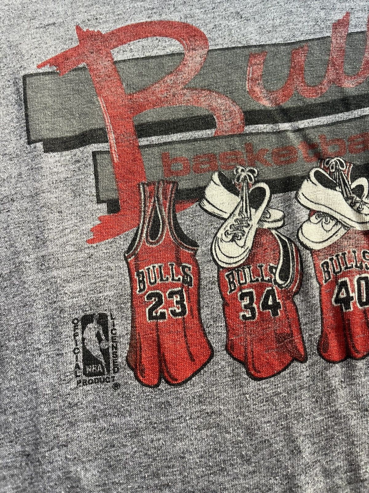 NBA Vintage CHICAGO BULLS basketball club 80’s Tshirt Size US L / EU 52-54 / 3 - 7 Thumbnail