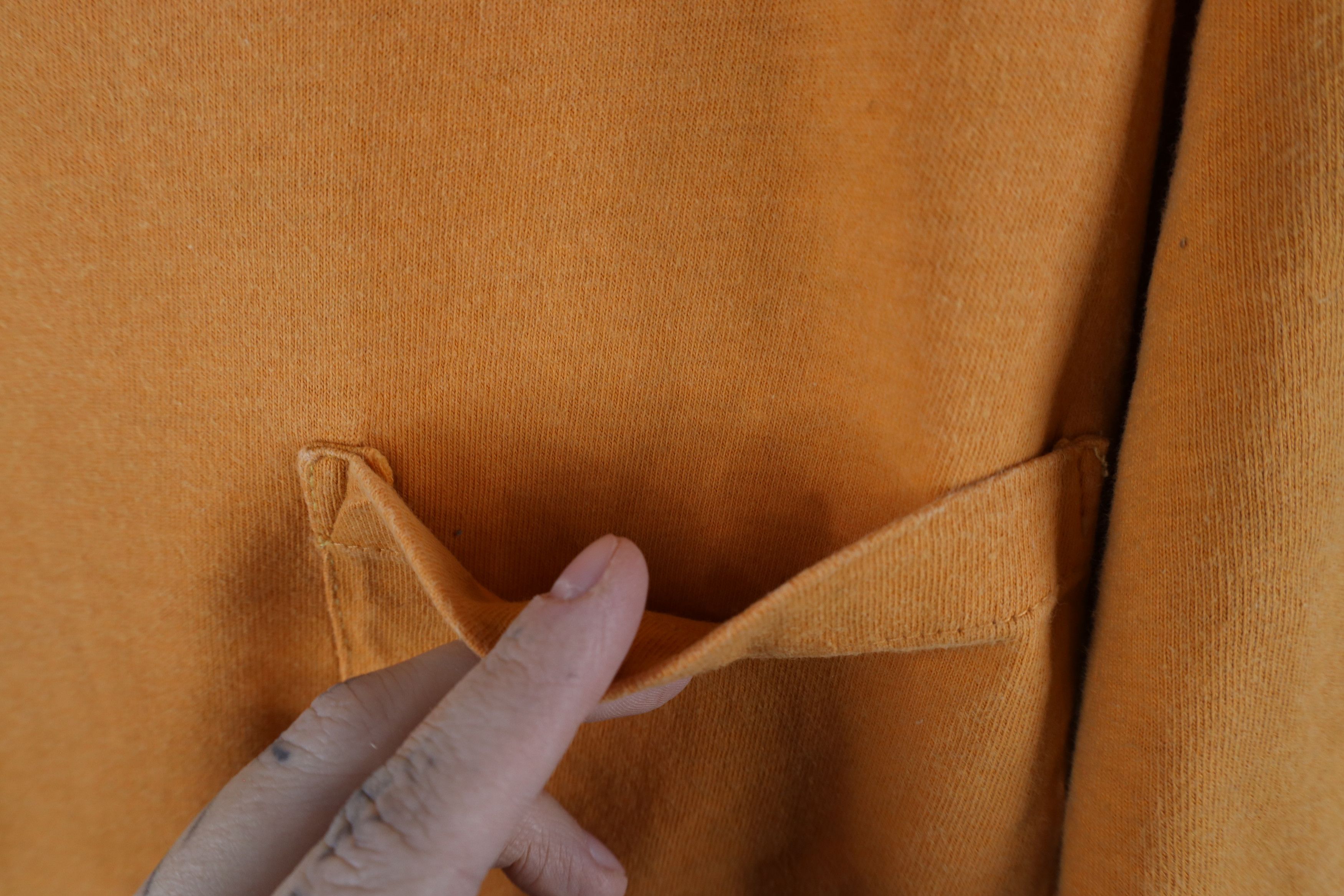Vintage Vintage 90s Streetwear Blank Baggy Fit Pocket T-Shirt Orange Size US M / EU 48-50 / 2 - 5 Thumbnail