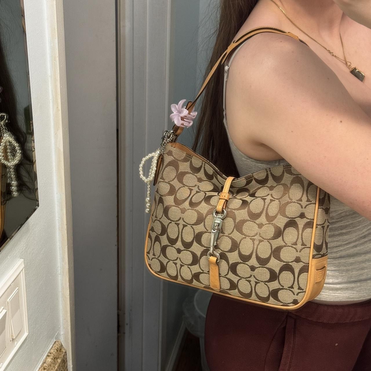 Coach Vintage Monogramed Coach Shoulder Bag with Clip Closure Size ONE SIZE - 8 Thumbnail