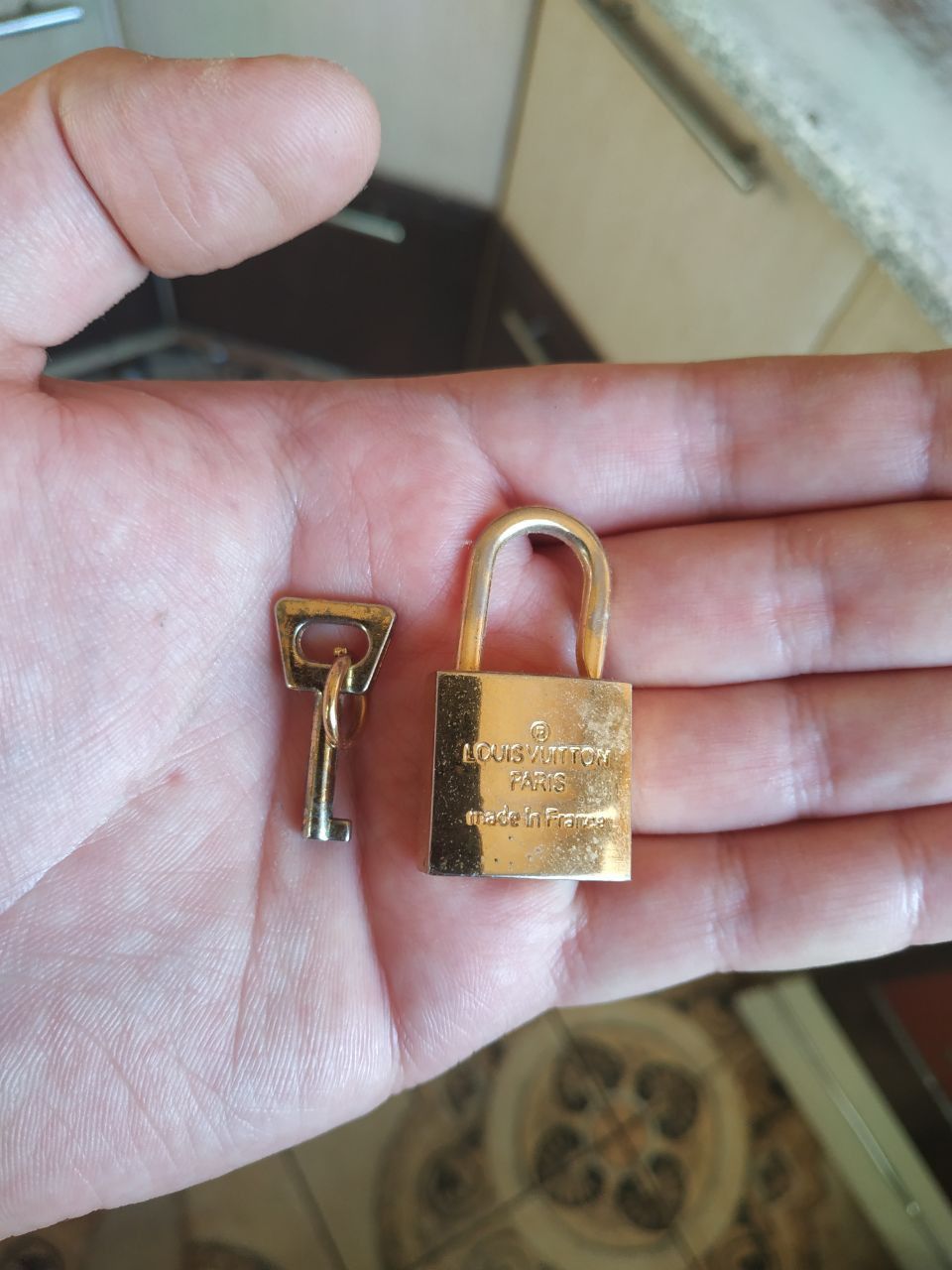 Louis Vuitton Louis Vuitton Padlock and Key Set - Authentic Gold Brass Size ONE SIZE - 2 Thumbnail