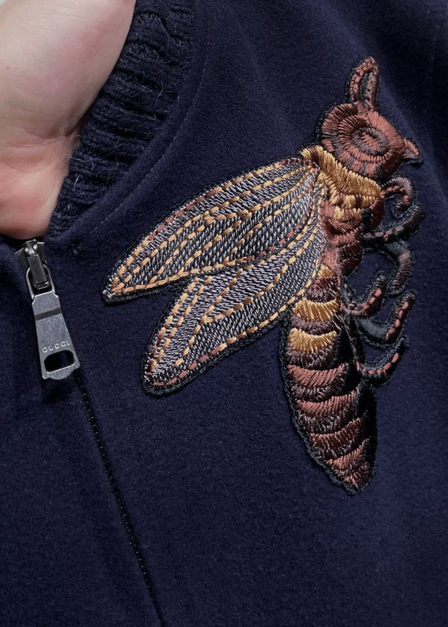 Gucci Gucci Navy Blue Bee Embroidered Wool Bomber Jacket Size US M / EU 48-50 / 2 - 3 Thumbnail