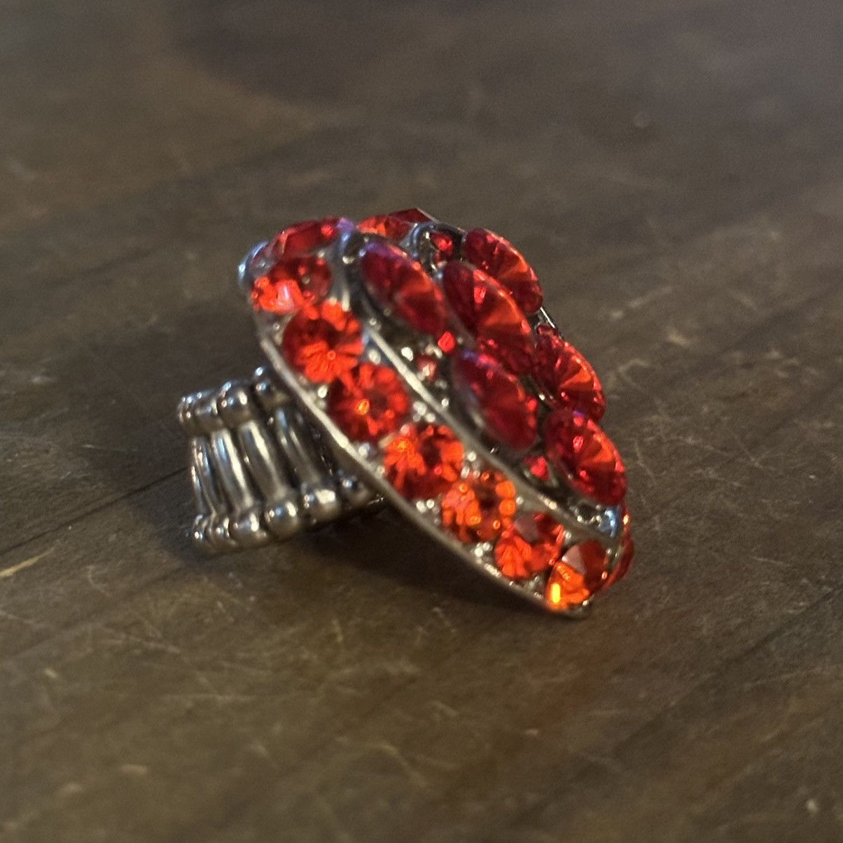 Other Large red rhinestone heart stretch ring Size ONE SIZE - 4 Thumbnail