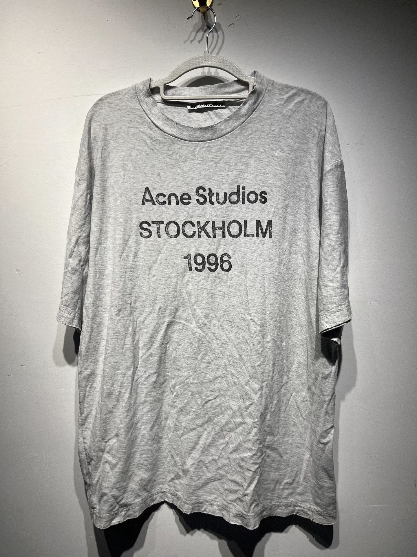 Acne Studios Acne Studios Casual Printed Gray T-Shirt L Women Size L / US 10 / IT 46 - 1 Thumbnail