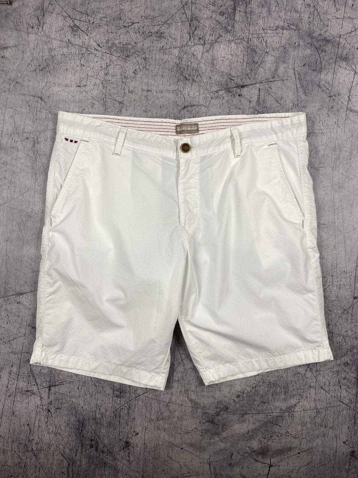 Napapijri × Vintage Vintage Napapijri Outdoor Life Shorts Size US 36 / EU 52 - 2 Thumbnail