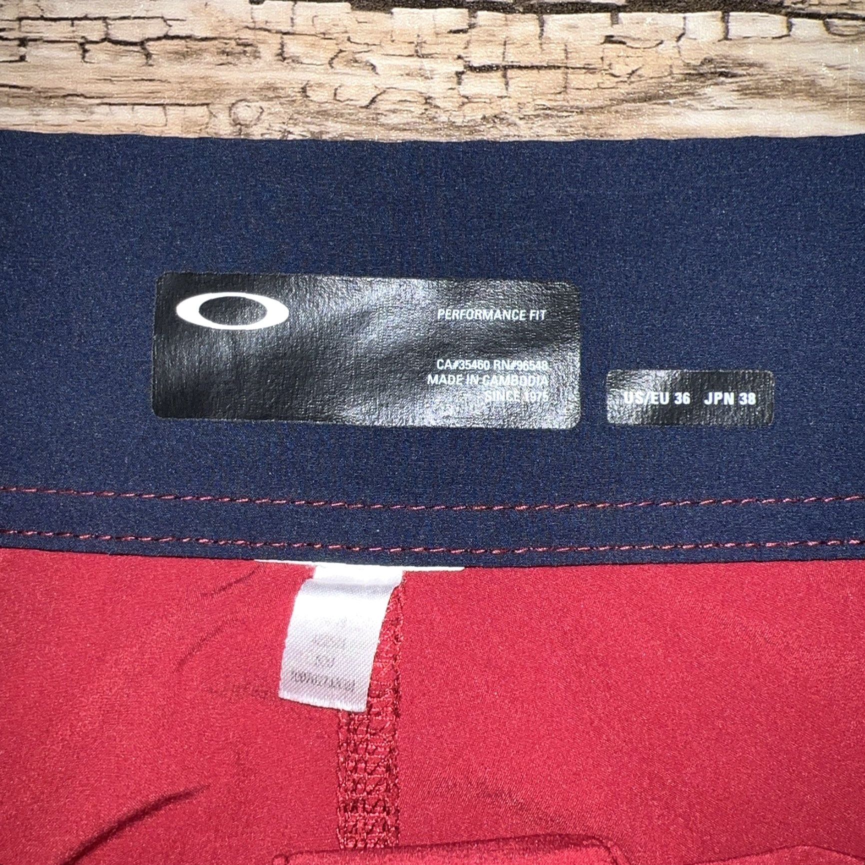 Oakley Oakley Performance Fit Red Swim Shorts Mens 36 Size US 36 / EU 52 - 6 Thumbnail