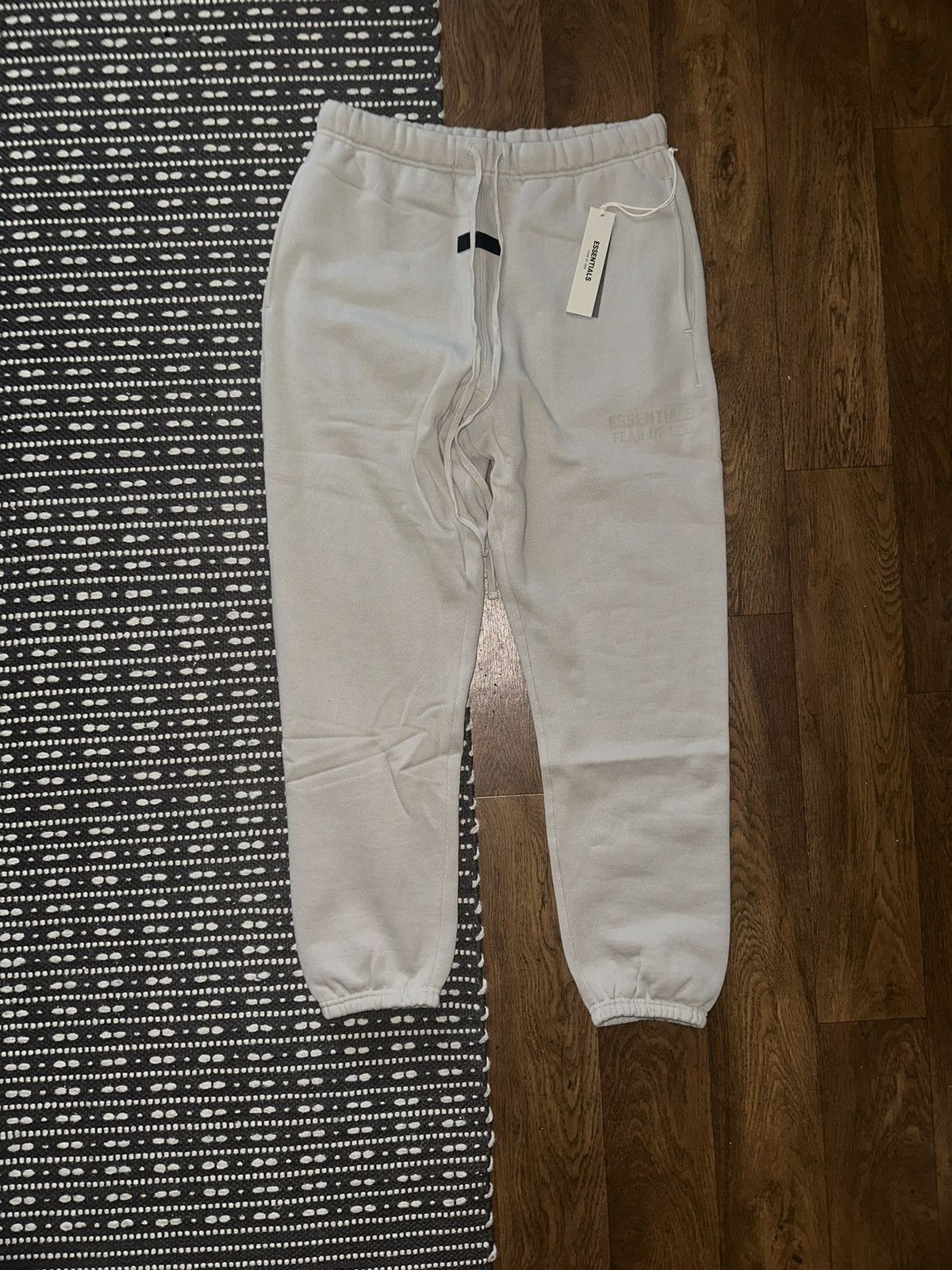 Fear of God Essentials Sweatpants smoke color good size M