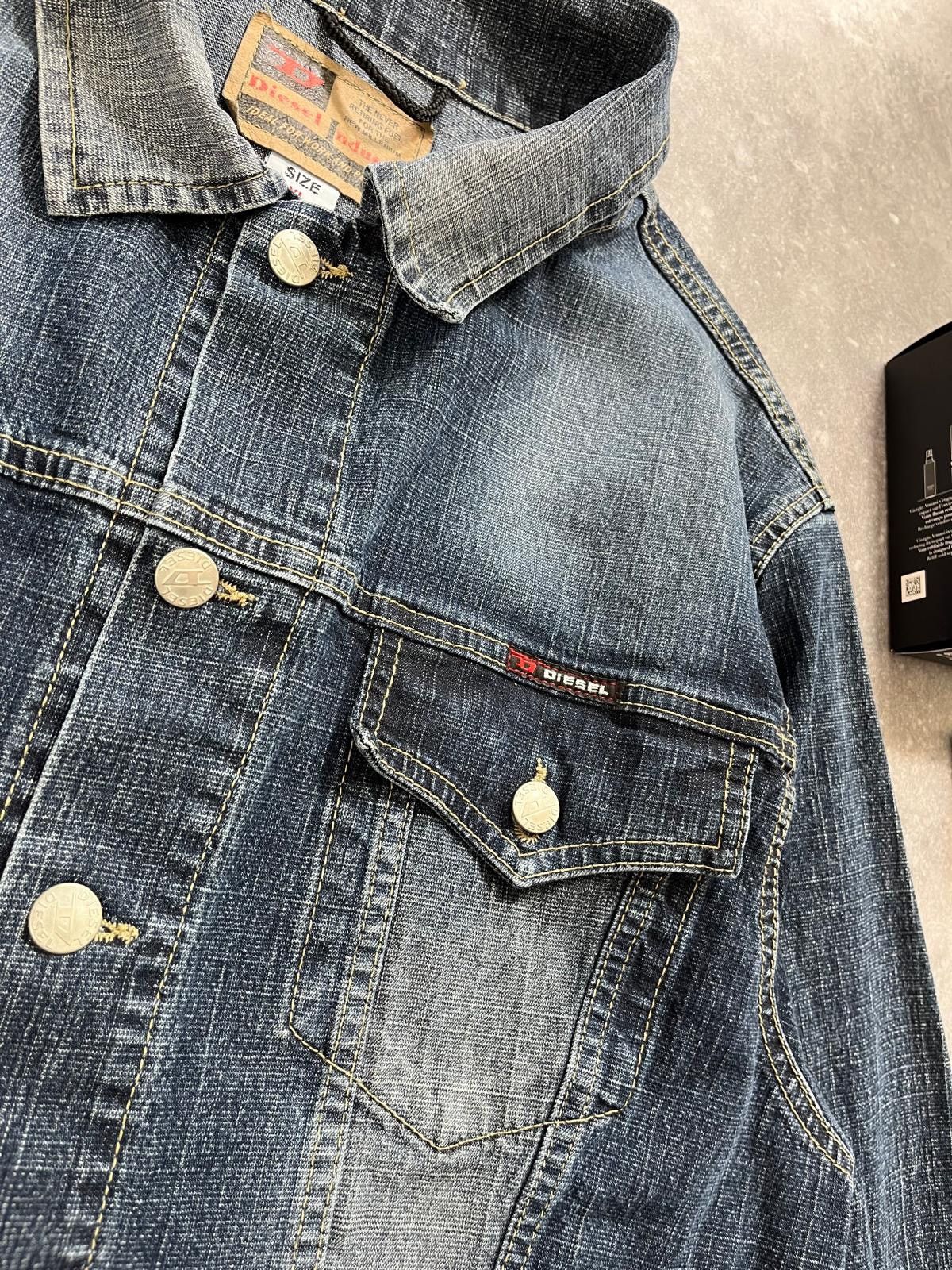 Diesel Archive Diesel Denim Jacket 00s Italy Luxury Vintage Retro Size US L / EU 52-54 / 3 - 4 Thumbnail
