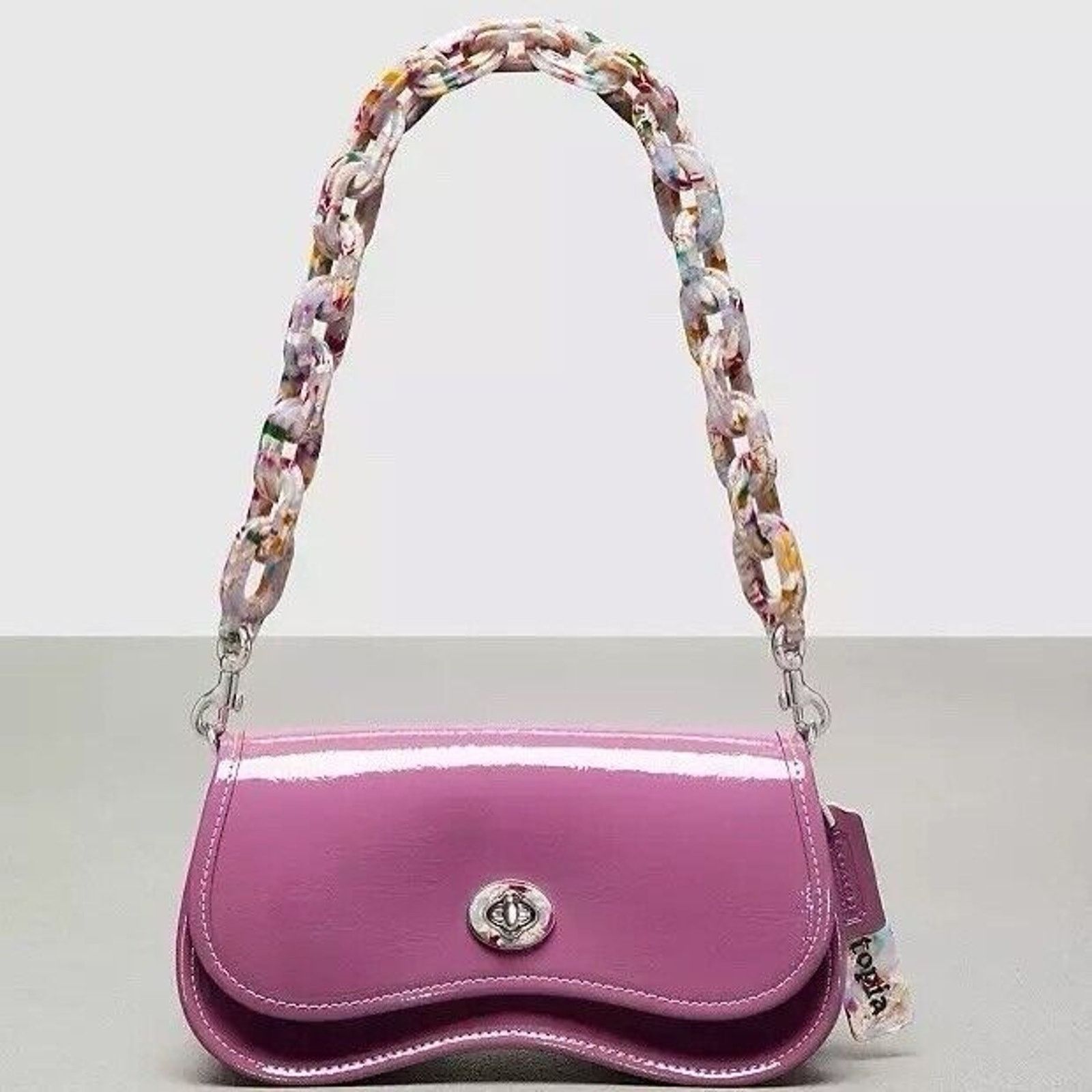 Coach NWT Coach Wavy Dinky Bag In Crinkle CQ056 Berry Size ONE SIZE - 8 Thumbnail