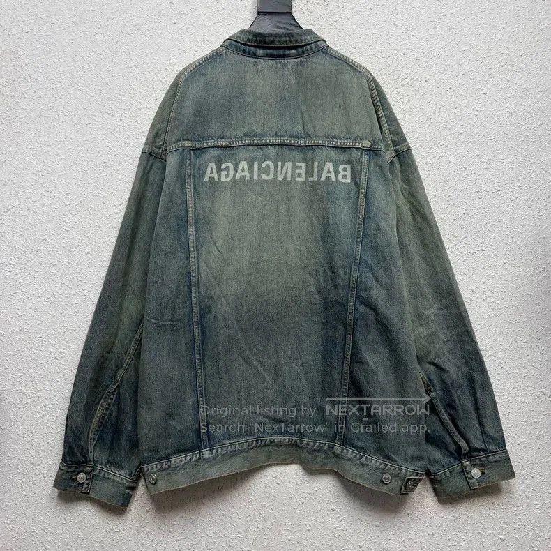 Balenciaga Balenciaga Reverse Logo Denim Jacket. Size US S / EU 44-46 / 1 - 2 Thumbnail