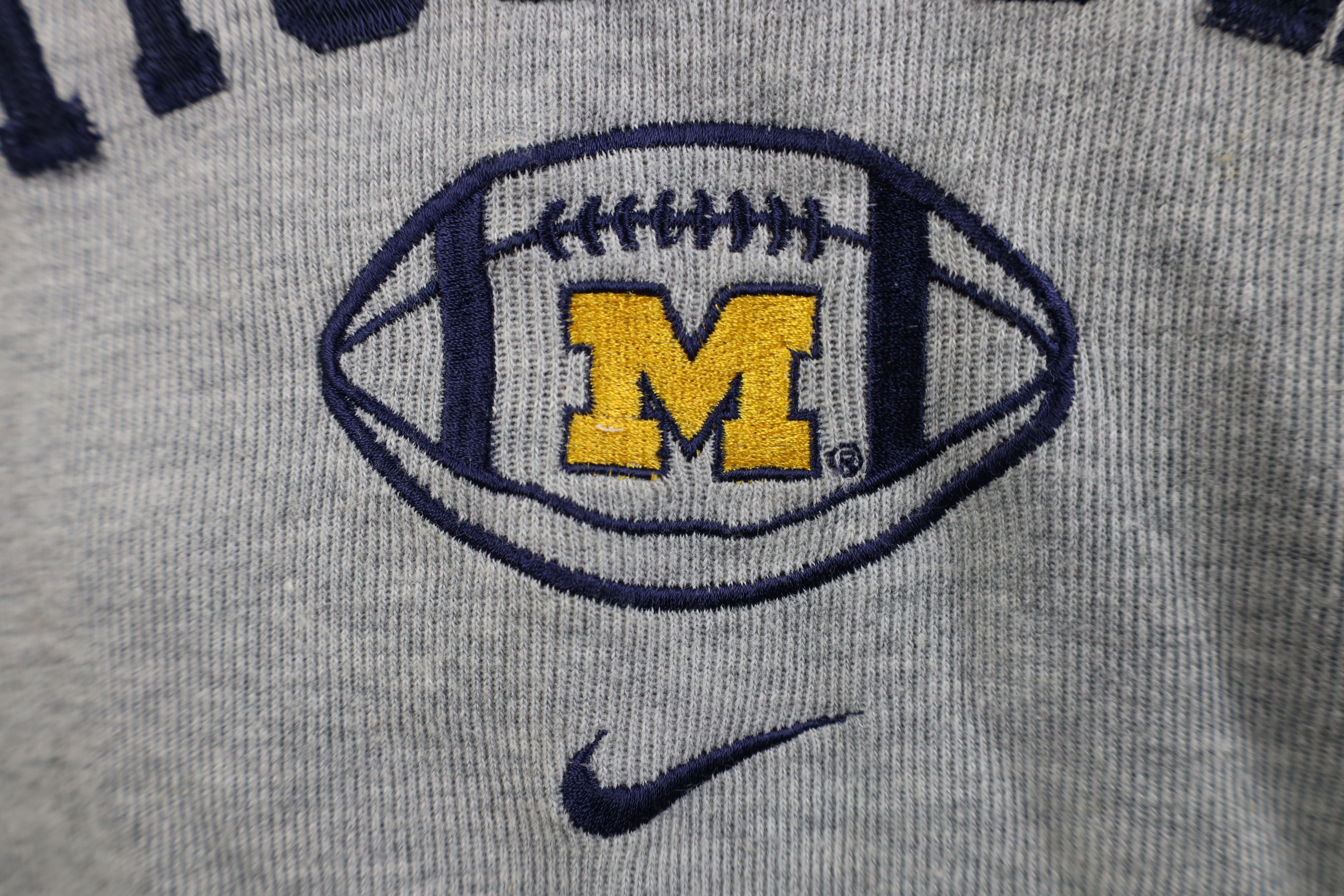 Nike Vintage Nike University of Michigan Football T-Shirt Gray Size US XL / EU 56 / 4 - 5 Thumbnail