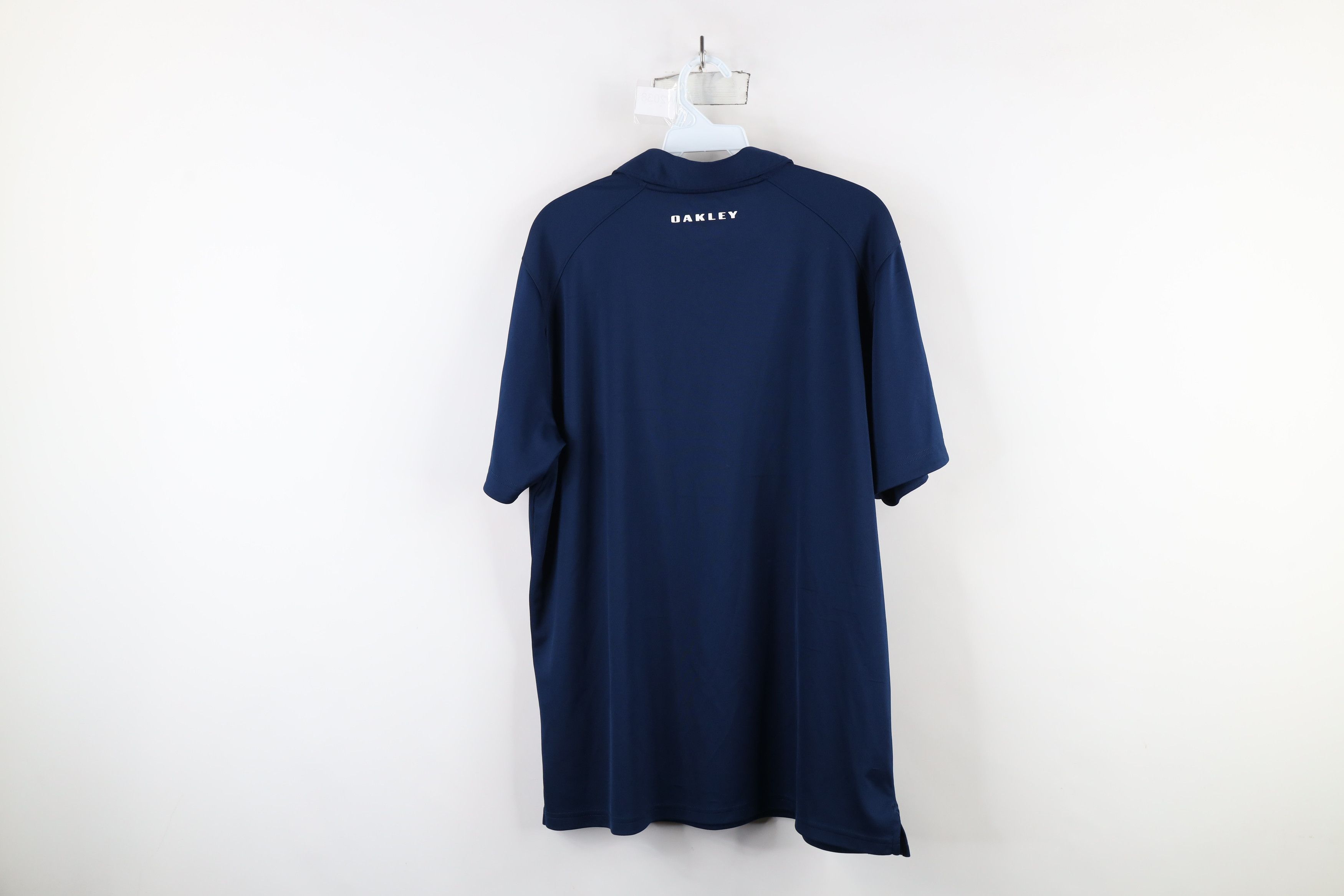 Oakley Vintage Oakley Distressed Spell Out Knit Golf Polo Shirt Size US XL / EU 56 / 4 - 12 Thumbnail
