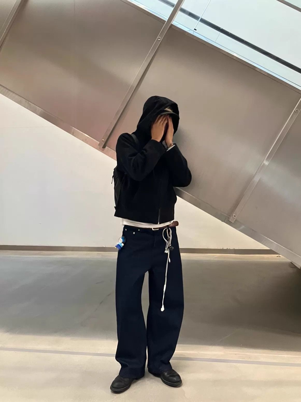 Balenciaga Balenciaga Silver Buckle Minimalist Backpack Black Size ONE SIZE - 9 Thumbnail