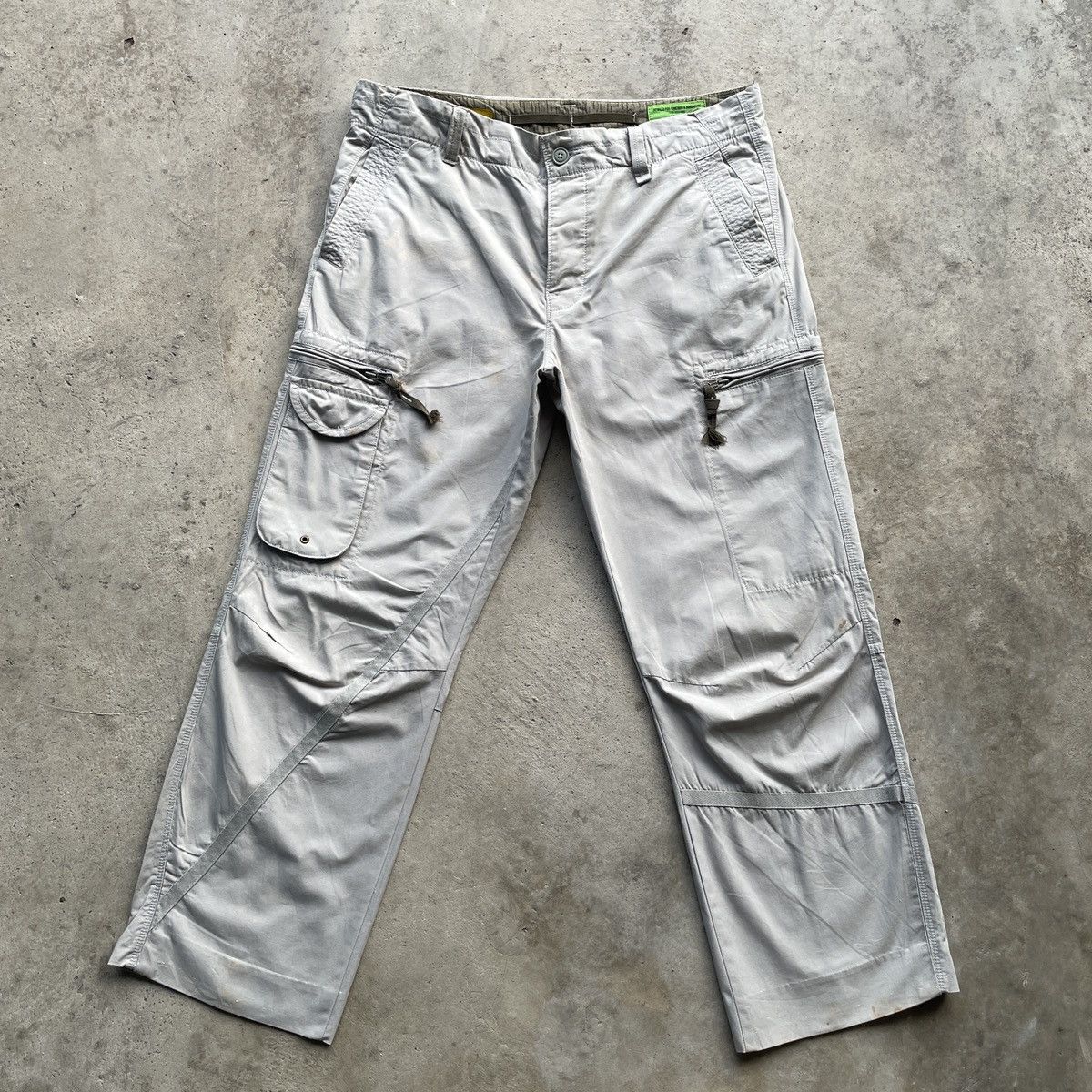 Vintage Vintage Gap Faded/Stain/Dirty Cargo Pants Workwear Tactical Size US 36 / EU 52 - 1 Thumbnail