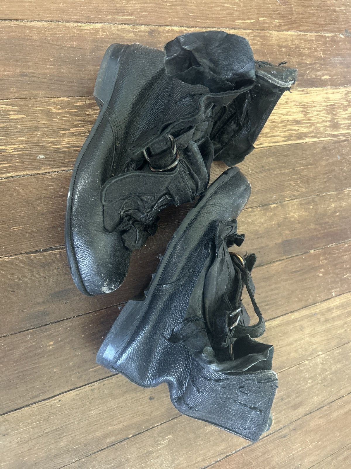 Yasuyuki Ishii Yasuyuki ishii leather apocalypse sneaker Size US 8.5 / EU 41-42 - 2 Thumbnail