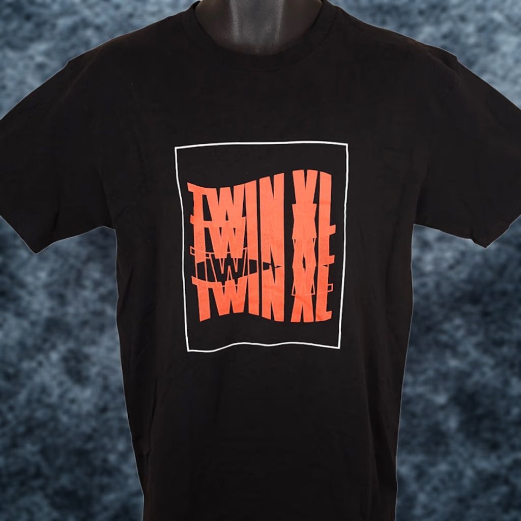 Tultex VINTAGE Twin XL T Shirt Mens Size Medium Black Synth Pop Band Tee Size US M / EU 48-50 / 2 - 1 Thumbnail