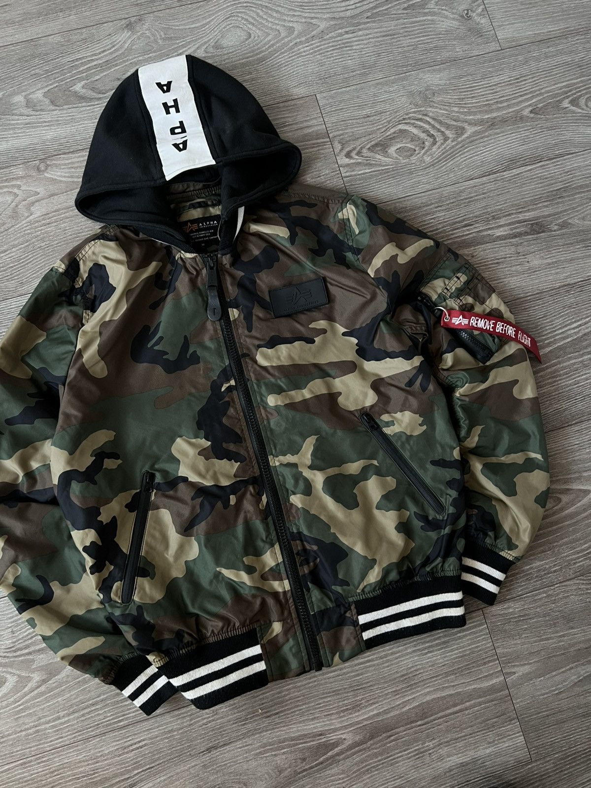 Alpha Industries Alpha Industries Camo Over Logo Printed MA1 Flying Jacket Size US M / EU 48-50 / 2 - 6 Thumbnail