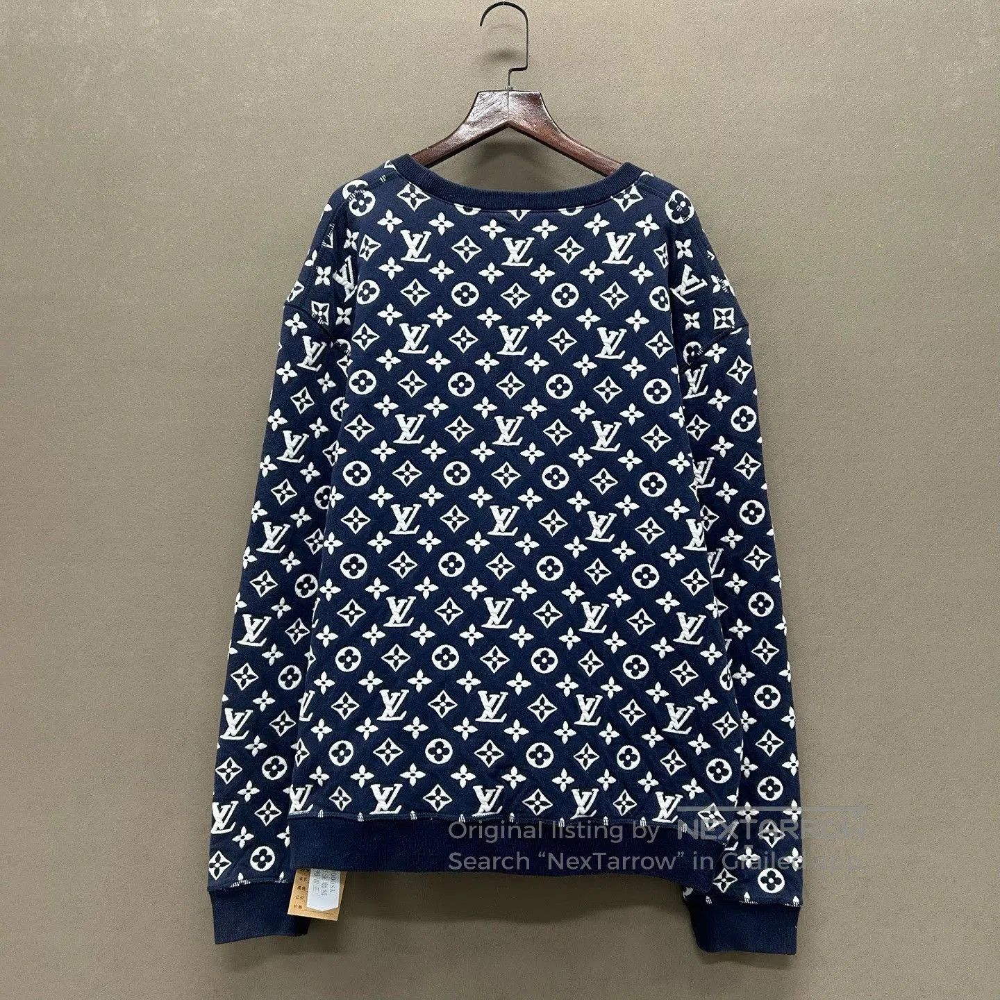 Louis Vuitton louis vuitton monogram crew neck sweatshirt. Size US XL / EU 56 / 4 - 2 Thumbnail