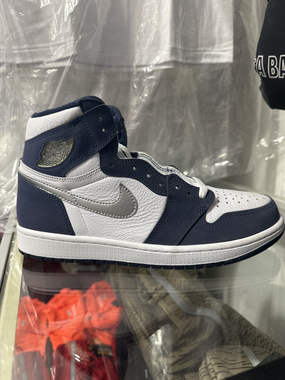 Jordan Retro High Midnight Navy Size Brand New