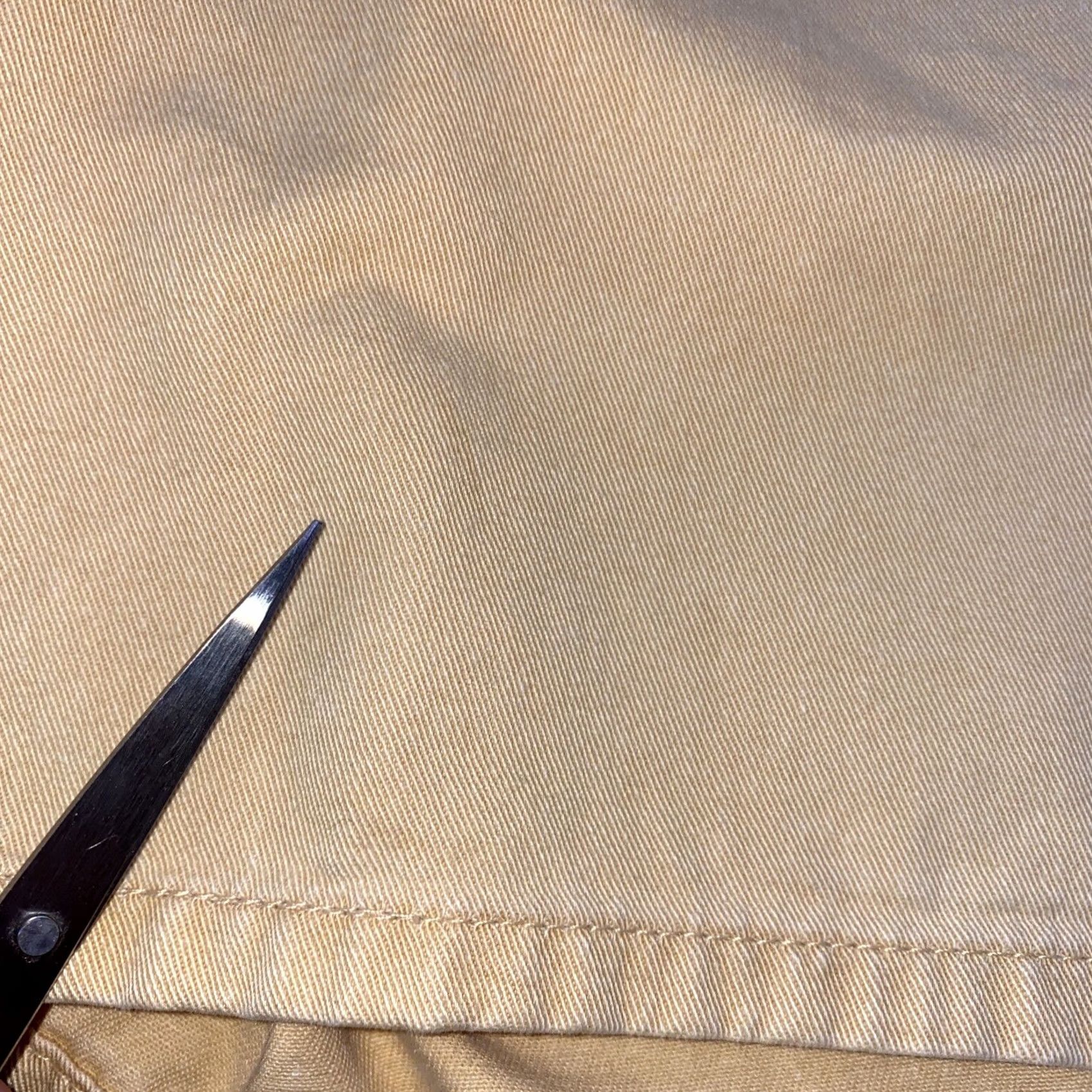 Bugle Boy VINTAGE Bugle Boy Bermuda Shorts Men Size 34 Beige Cotton Pleated Front 8in Inseam United States 80s 90s USA Beach Casual Travel Mens Size US 34 / EU 50 - 6 Thumbnail