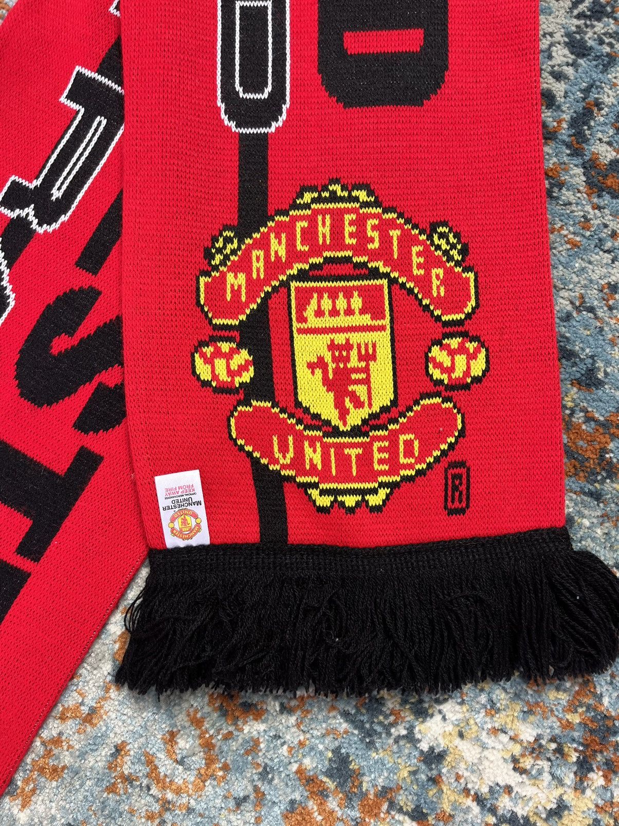 Vintage Vintage y2k Manchester United old trafford official scarf Size ONE SIZE - 7 Thumbnail
