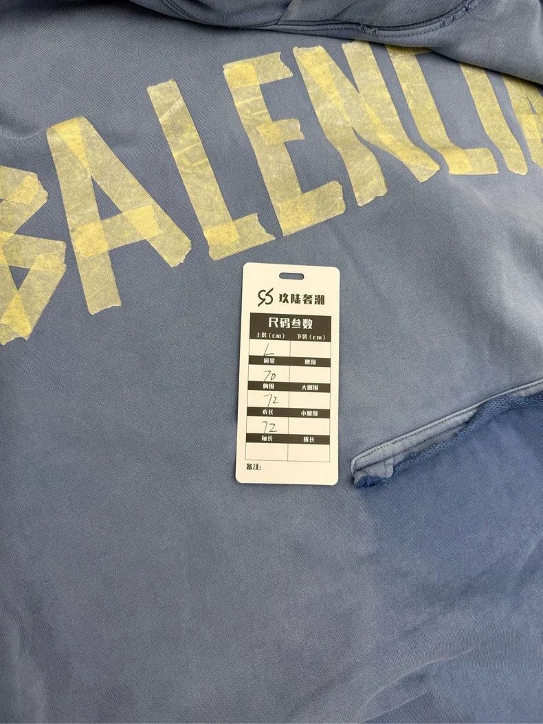 Balenciaga Balenciaga Rubber tape destroys hooded sweater. Size US L / EU 52-54 / 3 - 6 Thumbnail