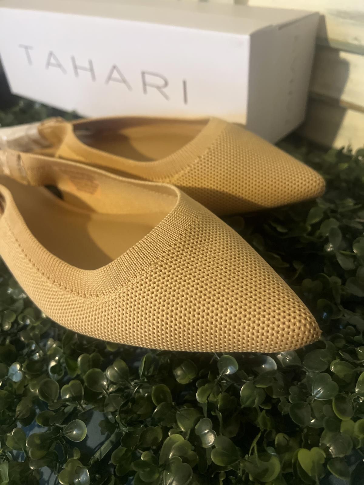 Elie Tahari Tahari Beige Vegan Textile Slingback Flats, Size 10 Size US 10 / IT 40 - 4 Thumbnail
