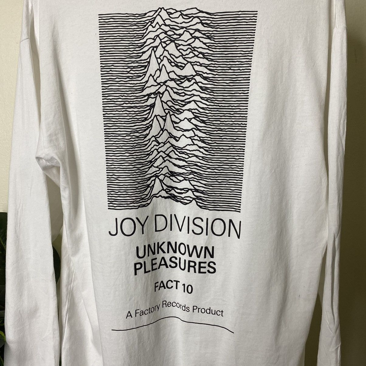 Band Tees × Joy Division Joy Divison Unknown Pleasure Official Reissue LS Tee Size US M / EU 48-50 / 2 - 2 Thumbnail