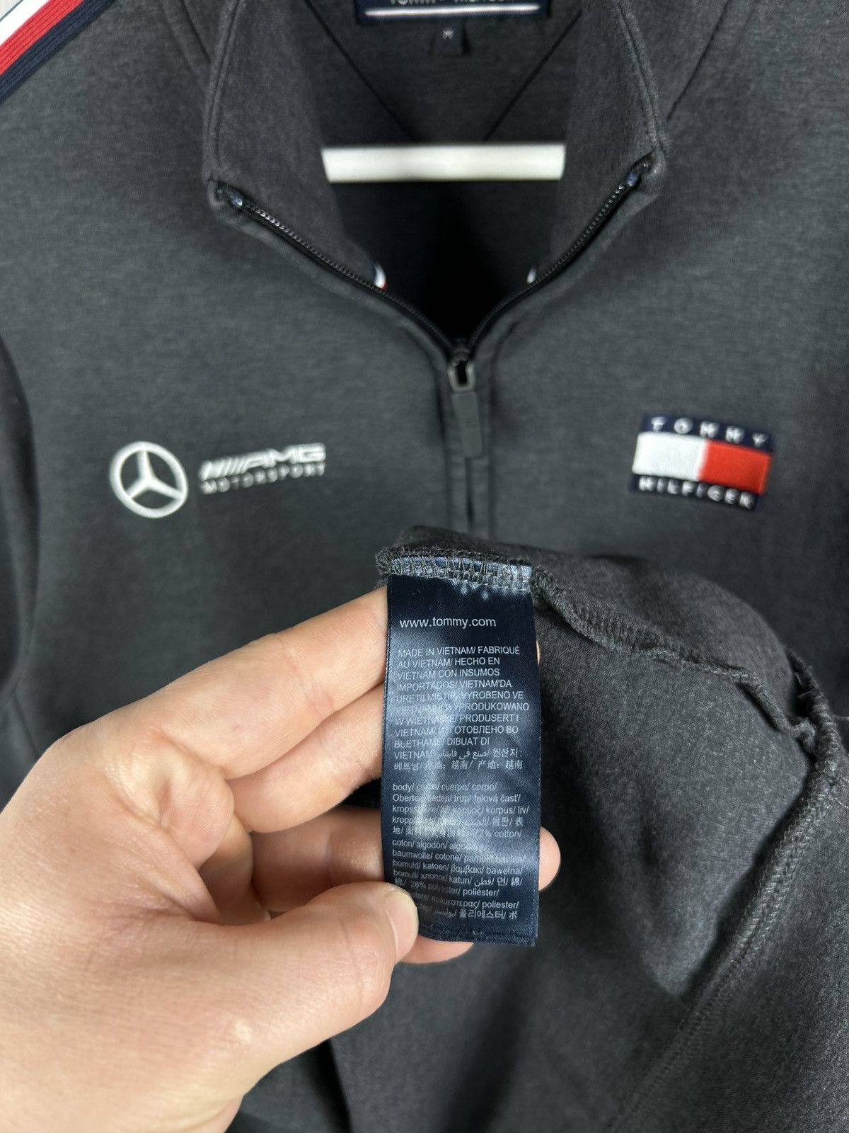 Tommy Hilfiger Tommy Hilfiger Mercedes Benz AMG Petronas 1/3 Zip Sweatshirt Size US M / EU 48-50 / 2 - 7 Thumbnail