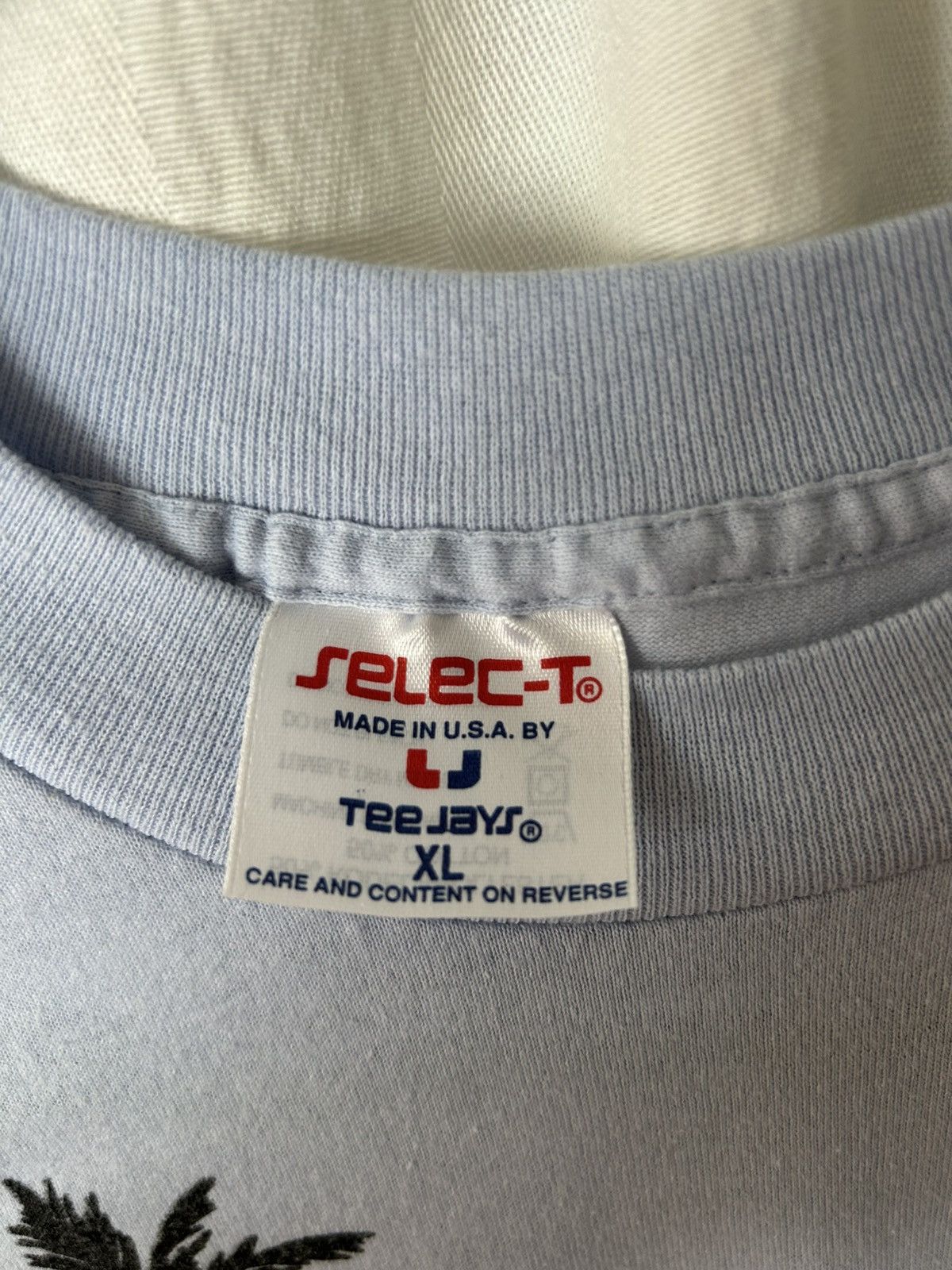 Other Tee: Vintage hawaii 80s? Tourist shirt made in usa xl Size US XL / EU 56 / 4 - 5 Thumbnail
