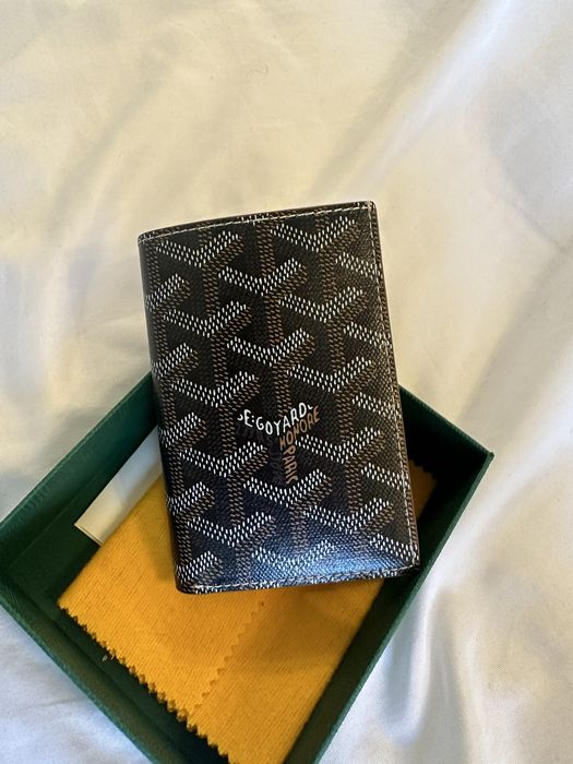 Sell Goyard Saint-Pierre Card Wallet - Brown