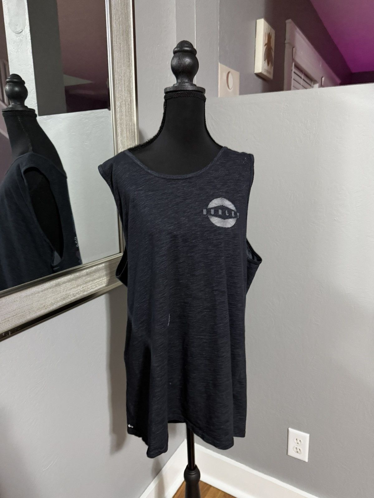 Buckle Black Buckle 4 Shirt Bundle Size XL. 2 Hurley, 1 Oakley, & 1 Veece Size US XL / EU 56 / 4 - 6 Thumbnail