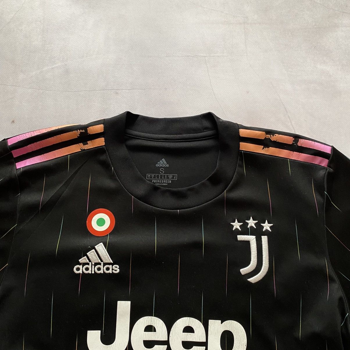 Adidas × Vintage Adidas Juventus 2021/22 Chiesa 22 UEFA Black Away Jersey Tee Size US S / EU 44-46 / 1 - 6 Thumbnail