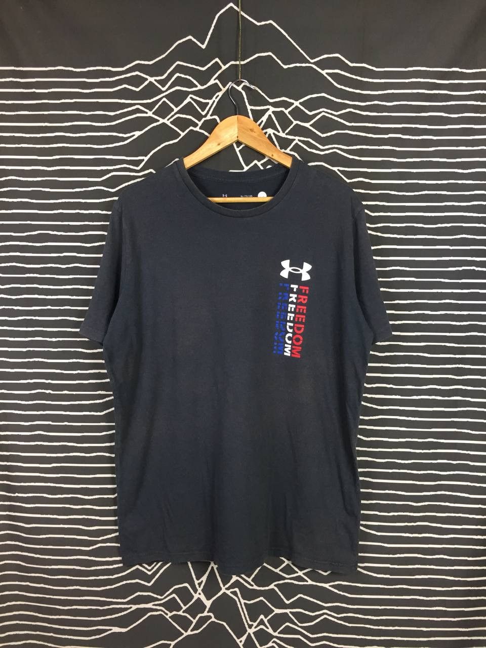 Under Armour × Vintage Under Armour Freedom Eagle American Flag Graphic Tee Size US XL / EU 56 / 4 - 5 Thumbnail