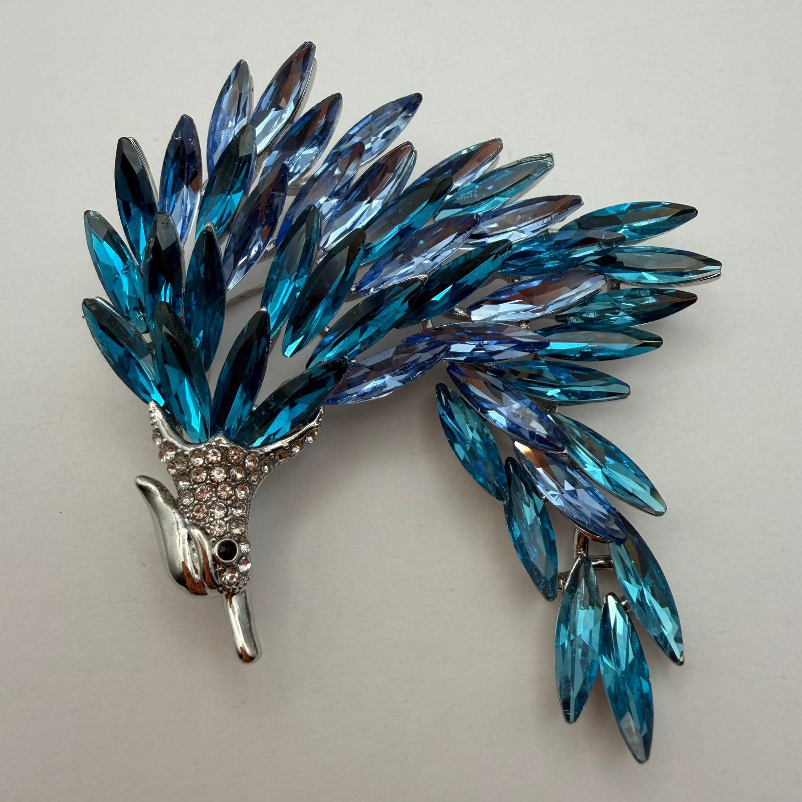Other Blue Crystal Bird Brooch Large Rhinestone Statement Pin Size ONE SIZE - 3 Thumbnail