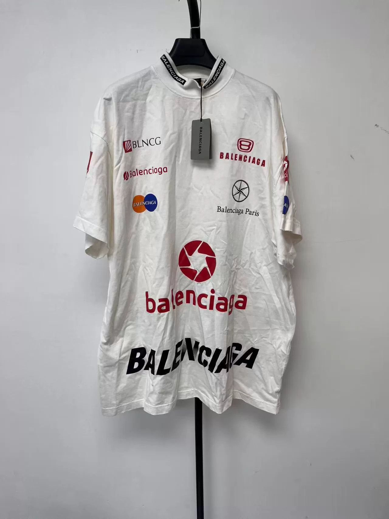 Balenciaga Balenciaga TOP LEAGUE Logo Short Sleeve T-shirt Size US M / EU 48-50 / 2 - 1 Thumbnail