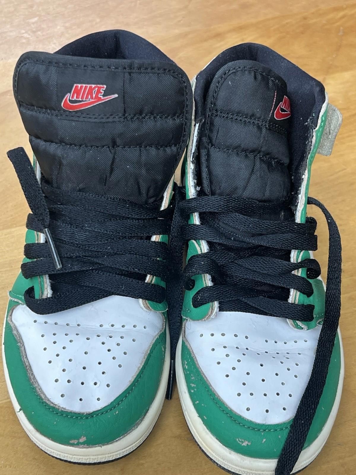 Jordan Brand Nike Air Jordan Retro 1 High Lucky Green Size 2Y CU0449-300 Size US 5 / EU 37 - 2 Thumbnail
