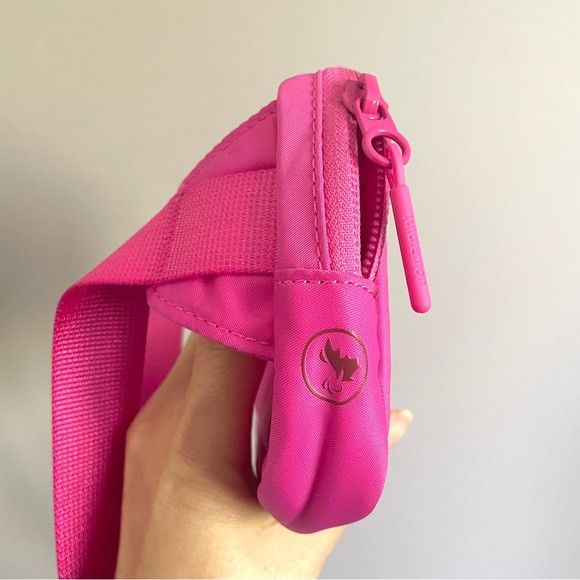 Lululemon Lululemon Sonic Pink Team Canada Future Legacy Mini Belt Bag Size ONE SIZE - 4 Thumbnail